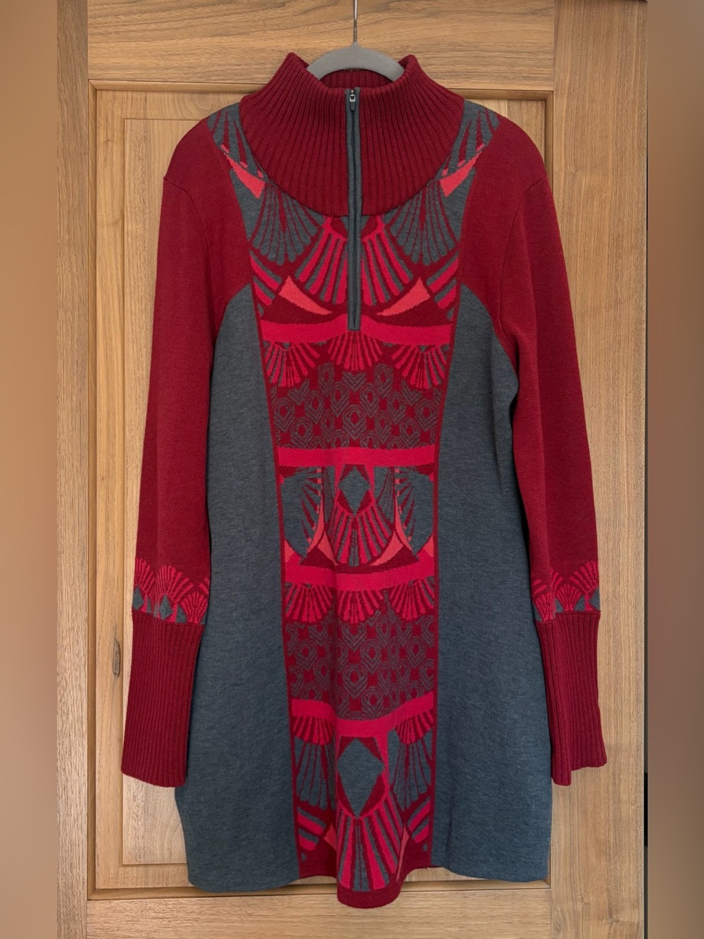EUC TITLE NINE Buona Merino Wool 1/4 Zip Mid Weight Tunic Sweater L Red/Gray